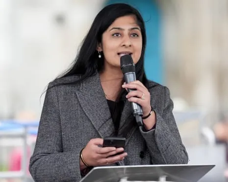 The Coventry South MP Consults Defamation Legal Experts In the Wake of Dispute With Jeremy Corbyn Regarding Party Funds